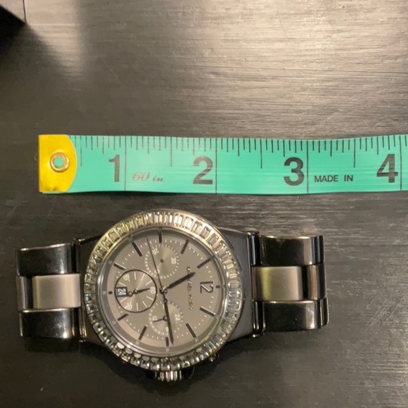 Michael Kors chunky black chrome watch - Picture 4 of 5